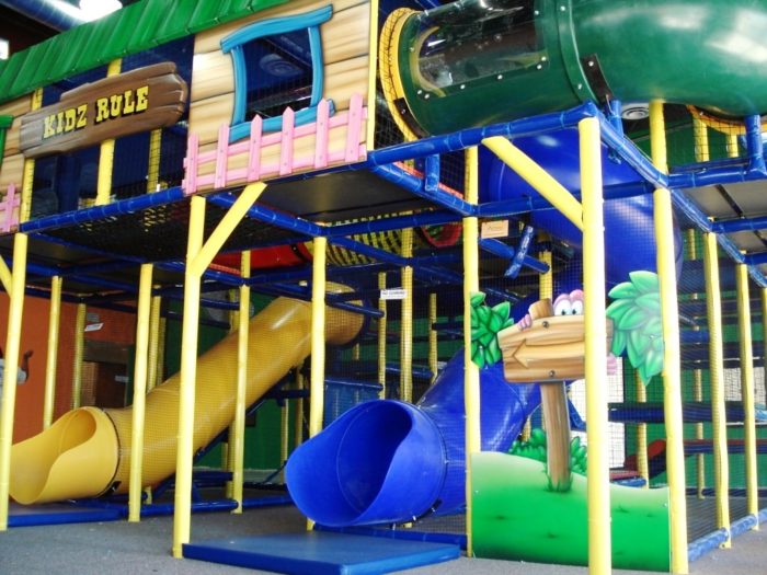 Copy of 2008 08 12 KidZ Rule Install 001