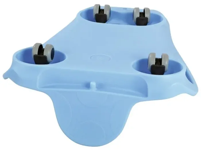 Ovi’Slide Complete Kit skill board with paddle accessory for pushing and steering exercises in early-learning spaces.